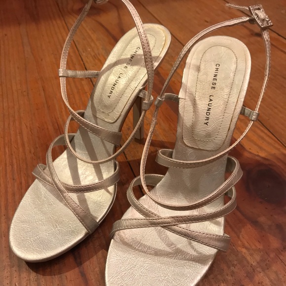 🥂Silver Strappy Sandals by Chinese Laundry NWOB - Picture 5 of 7